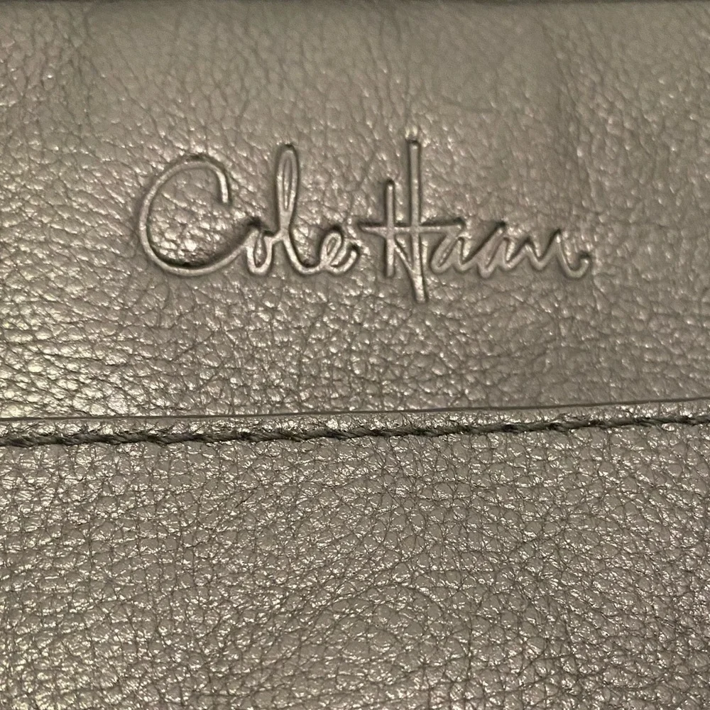 Cole Haan Unisex Black Leather Bag / Messenger / Laptop / Briefcase Silver